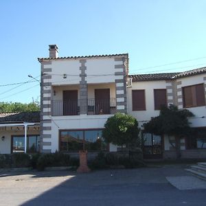 Hostal La Plata Hotel Oropesa Exterior photo