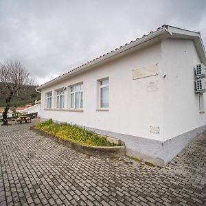 Casa Rural "A Escola" - Meas, Pampilhosa Da Serra Villa Exterior photo