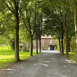 Hoeve Berghof Bed & Breakfast Heerlen Exterior photo