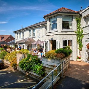 The Jug And Bottle Hotel Heswall Exterior photo