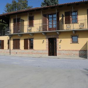 Ca Del Crutin Bed & Breakfast Monteu Roero Exterior photo