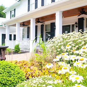 Mary'S Land Farm Hotel Ellicott City Exterior photo