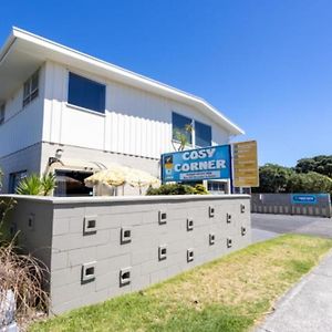 Cosy Corner Holiday Park Hotel Mount Maunganui Exterior photo