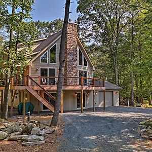 Lake Harmony Resort House With Fire Pit And Deck Exterior photo