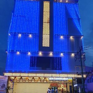 Sri Aswin Grand Hotel Nāmakkal Exterior photo