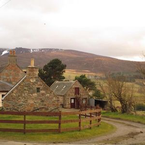 Ben View Aberlour Luxury Barn Conversion Apartment Exterior photo