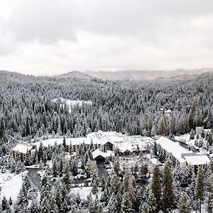 Tenaya At Yosemite Hotel Fish Camp Exterior photo