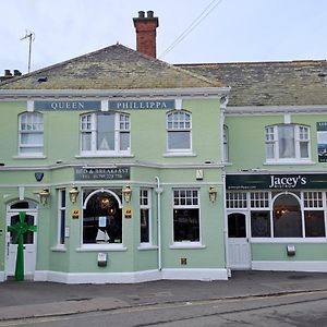 Queen Phillippa Bed & Breakfast Queenborough Exterior photo