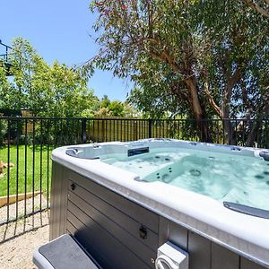 Ocean & Country Views, Spa, Pets Welcome, Fireplace - Your Ocean Oasis 10 Minutes To Phillip Island Villa Kilcunda Exterior photo