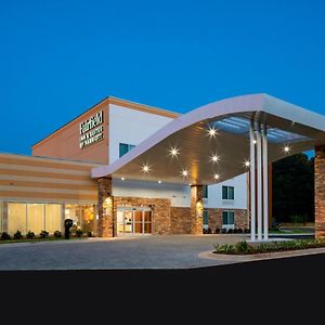 Fairfield Inn & Suites By Marriott Batesville Exterior photo