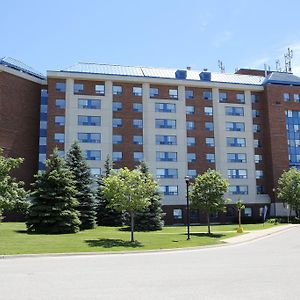 Residence & Conference Centre- Barrie Exterior photo