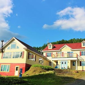 Pension Hoshi Ni Negaiwo Hotel Furano Exterior photo