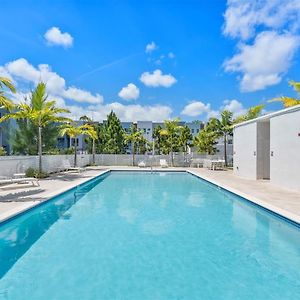 Lofts Of Aventura Apartment Miami Exterior photo