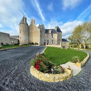 Chateau De Bernesq Hotel Exterior photo