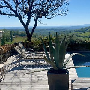 La Chambre D'Oloa Bed & Breakfast Turenne Exterior photo