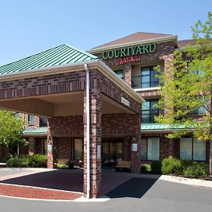 Courtyard Salt Lake City Airport Hotel Exterior photo