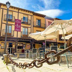 Hostal Ainoa Hotel Berlanga de Duero Exterior photo