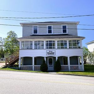 Maison Charles Edmond Apartment Grandes-Bergeronnes Exterior photo