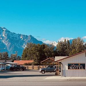 The Pioneer Motel Palmer Exterior photo