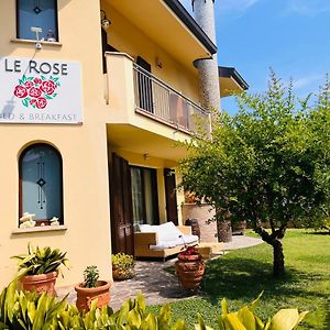 Villa Le Rose - 5 Minuti Dal Mare E Misano World Circuit Misano Adriatico Exterior photo