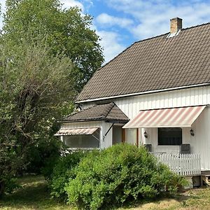 Oslo House, Nedre Kjellerstuvei, First Floor, Twin Room Lillestrom Exterior photo