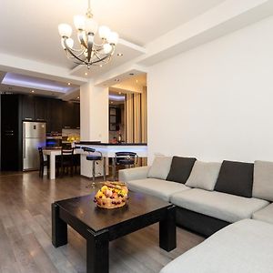 Two Bedroom Apartment In The City Center Tbilisi Exterior photo