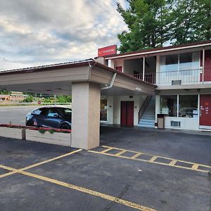 Econo Lodge Wytheville I-77 & I-81 Exterior photo