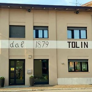 Hotel Tolin Ronco all'Adige Exterior photo