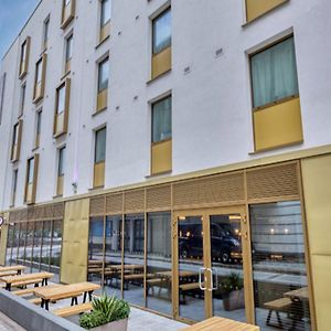 Premier Inn Jersey St Helier Saint Helier Exterior photo