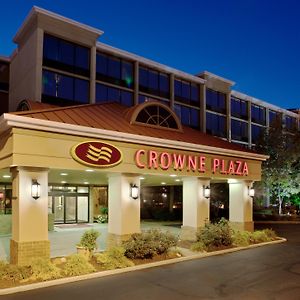 Crowne Plaza Cleveland Airport, An Ihg Hotel Middleburg Heights Exterior photo