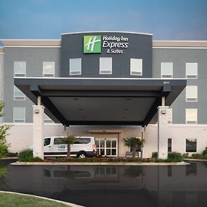 Holiday Inn Express & Suites Memphis Arpt Elvis Presley Blv, An Ihg Hotel Exterior photo