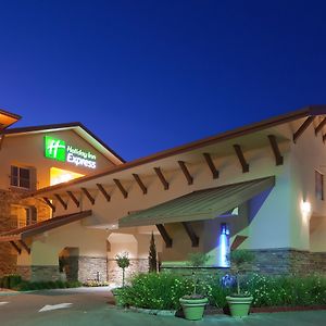 Holiday Inn Express Turlock, An Ihg Hotel Exterior photo