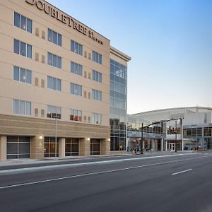 Doubletree By Hilton Evansville Exterior photo