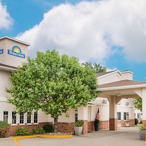 Days Inn By Wyndham Ottumwa Exterior photo