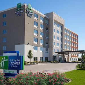 Holiday Inn Express & Suites - Beloit, An Ihg Hotel Exterior photo