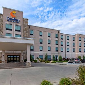 Comfort Inn & Suites Mandan - Bismarck Exterior photo