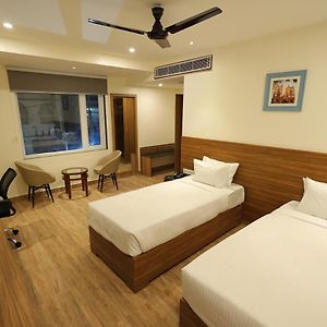 Hotel Sharda Residency Patna  Exterior photo