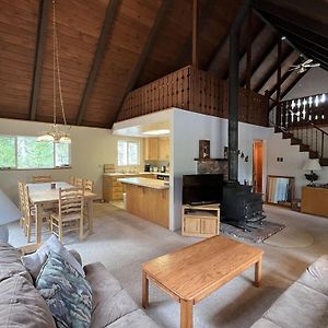 Blue Lake Chalet- 3 Bedroom + Loft/Pool Table In Arnold/Bear Valley Exterior photo