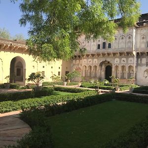 Deeppura Garh Hotel Sikar Exterior photo