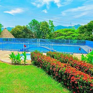 Finca Hotel La Pola Girardot Exterior photo