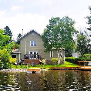 Chalet Du Lac Lafond Villa Chertsey Exterior photo