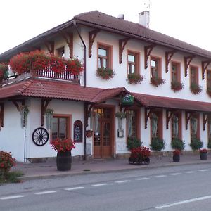 Penzion Restaurace U Helferu Hotel Libun Exterior photo