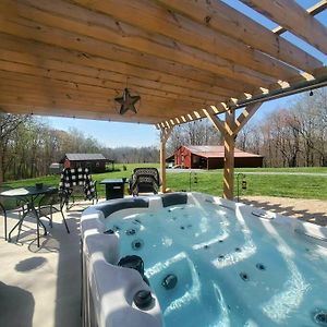 The Cabin- Summer Lovin' - The Hot Tub Is Ready! Villa King Exterior photo