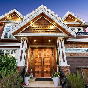 Luxury Home In Vancouver Exterior photo