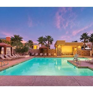 Escape To Tropicana, A Tranquil Condo Oasis Near The Lv Strip - Special Offer Now! Las Vegas Exterior photo