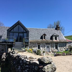 Chez Mary Elise Bed & Breakfast Le Claux Exterior photo