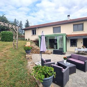 Gite De Charme Avec Terrasse, Jardin Et Jeux - Tout Inclus, Lits Faits, Linge Fourni A Saint-Galmier - Fr-1-496-300 Villa Exterior photo