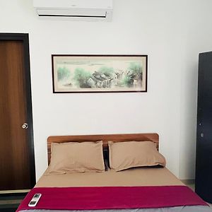 Lovely Couple Friendly Space To Chill And Netflix Apartment Thane Exterior photo