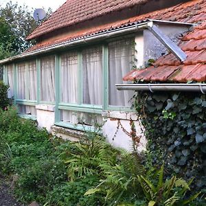 Cottage A La Ferme Lengronne Exterior photo