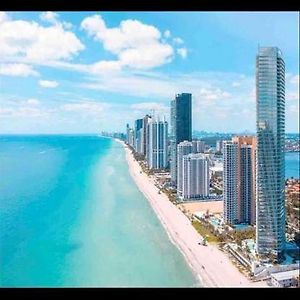 Entire Condo In Sunny Isles Miami Beach Exterior photo